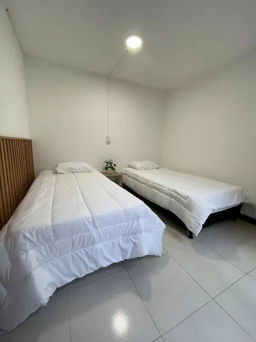 Apartment W/ Jacuzzi Best Location/ Parque Lleras Medellin 0*,